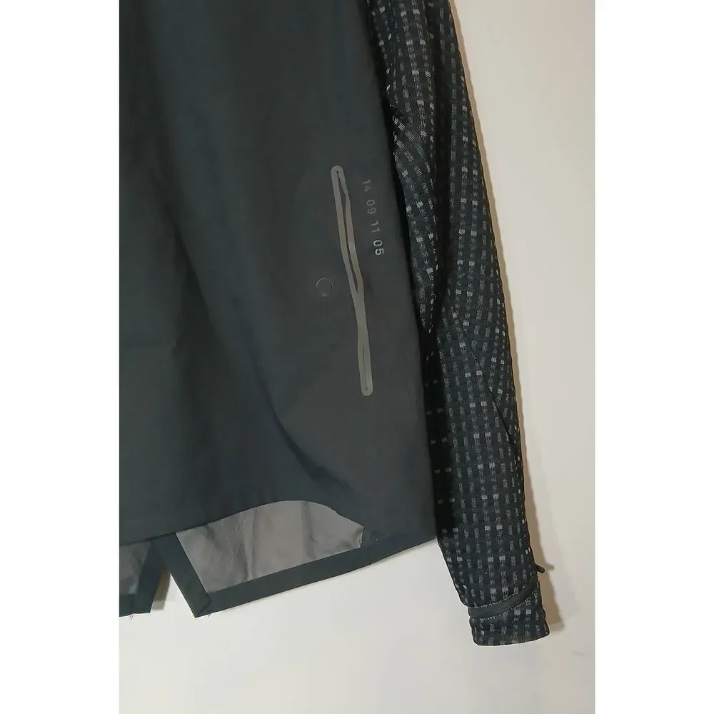 Nike mens small